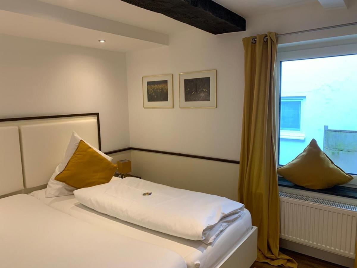 באד דריבורג Hotel Zum Braunen Hirschen מראה חיצוני תמונה