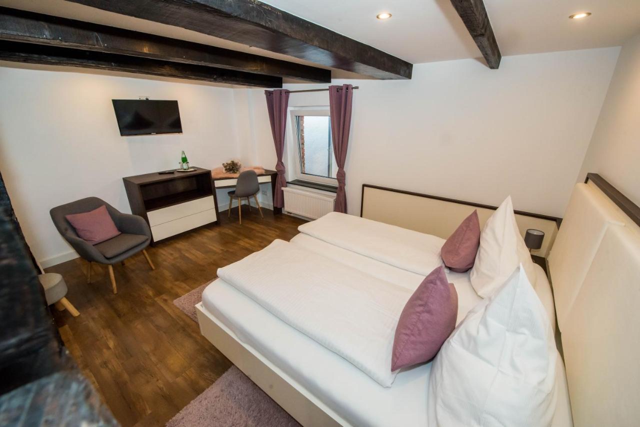 באד דריבורג Hotel Zum Braunen Hirschen מראה חיצוני תמונה