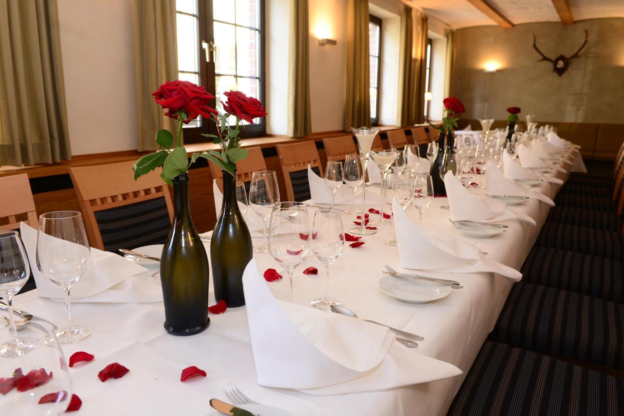 באד דריבורג Hotel Zum Braunen Hirschen מראה חיצוני תמונה